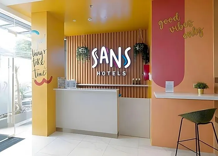Sans At One Jd Place Makati By Reddoorz Manila