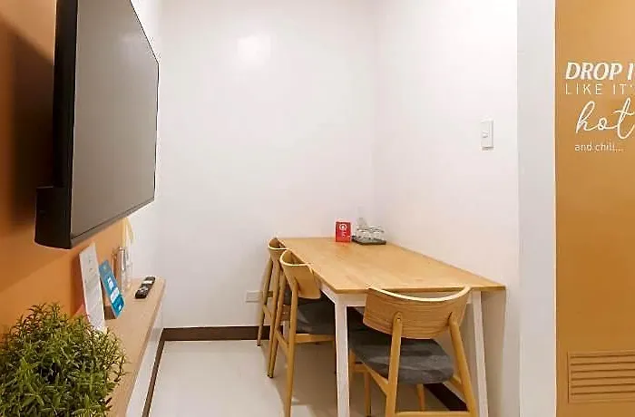 Sans At One Jd Place Makati By Reddoorz Manila